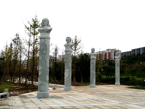 贵州石柱雕塑